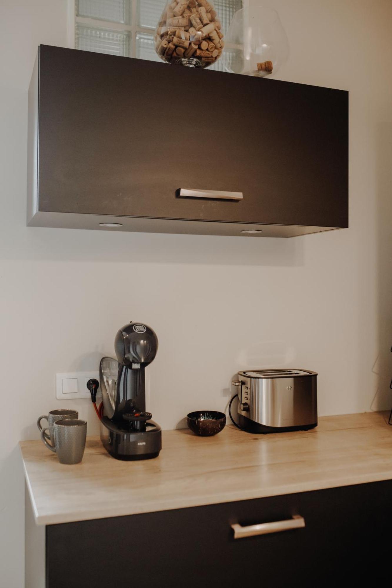 Superbe Appartement Renove - Salon De Provence エクステリア 写真