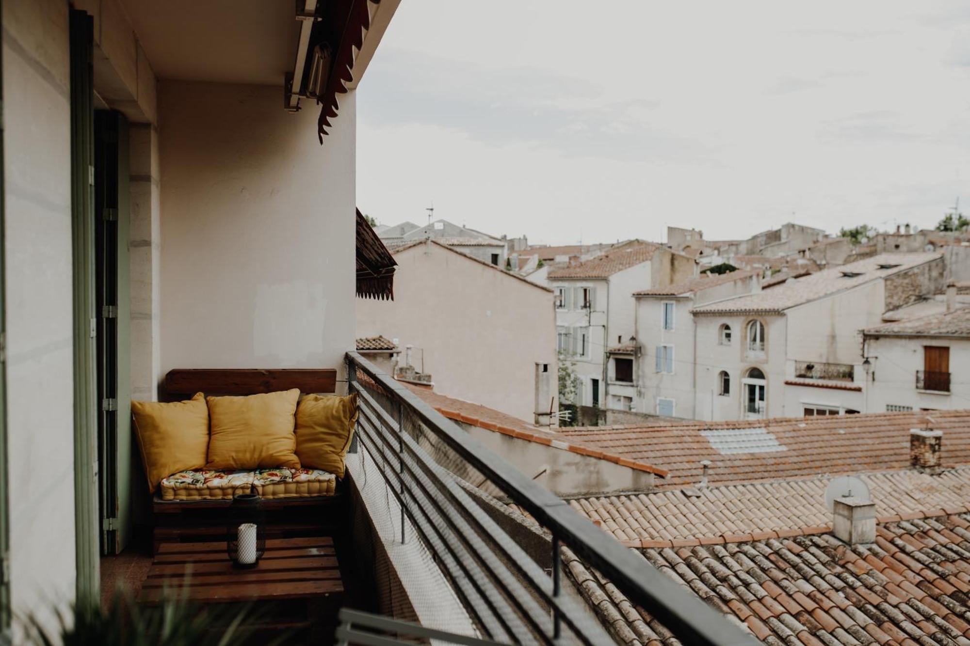 Superbe Appartement Renove - Salon De Provence エクステリア 写真